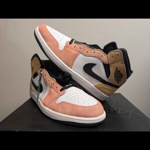 Air Jordan 1 Mid SE “Magic Ember” Men’s Size 14 |
